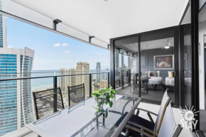 Circle on Cavill - 1 Bedroom + Study SPA Ocean View — Q Stay